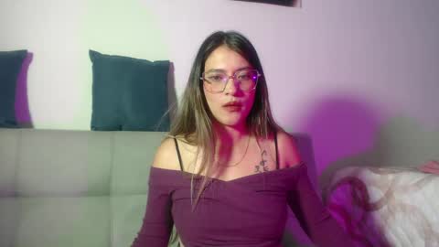 Snapshot of hanna__jones7 chatting on 8, 4, 2026 Hanna online show from 8, 4, 2026