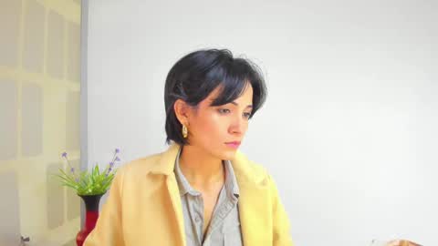 Sara online show from 4, 3, 2025