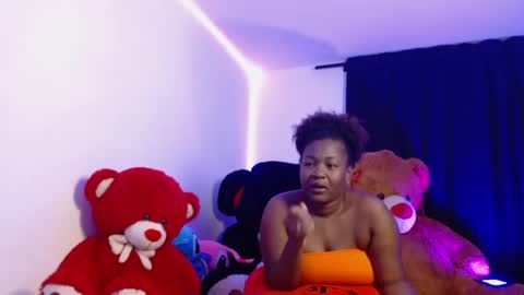 Snapshot of hanna_ebony_x chatting on 28, 5, 2026 HANNA 3 online show from 28, 5, 2026