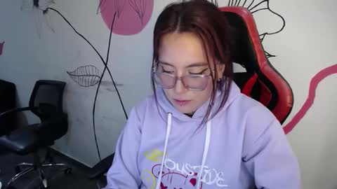 Snapshot of hanna_hot77 chatting on 26, 5, 2026 mara online show from 26, 5, 2026