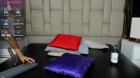 Hanna lens online show from 22, 12, 2024