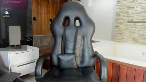 Hanna lens online show from 9, 1, 2025