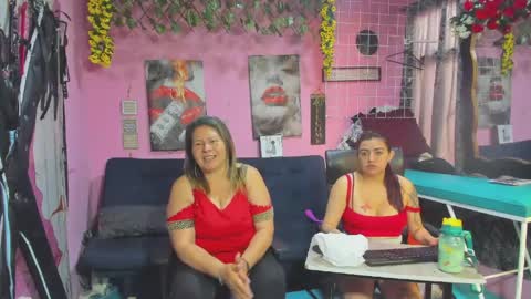 Snapshot of hanna_mature01 chatting on 26, 5, 2026 Hanna online show from 26, 5, 2026