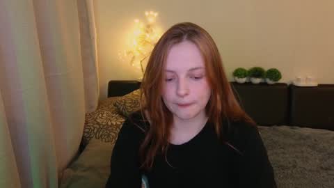 Snapshot of hanna_melon chatting on 4, 2, 2025 Hanna  next stream is Mo 8pm-6am by CET online show from 4, 2, 2025