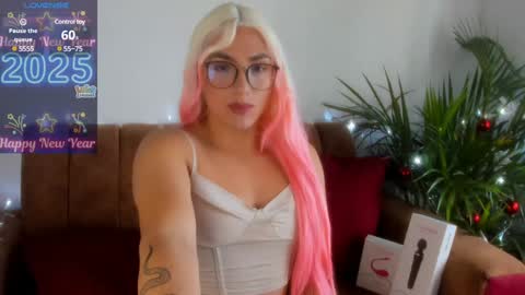 Hanna Capicorn online show from 7, 1, 2025