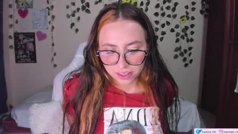 Snapshot of hanna_tm chatting on 23, 4, 2026 Hanna online show from 23, 4, 2026