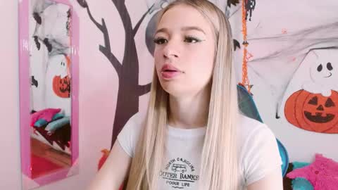 Hannah 027 online show from 20, 10, 2025