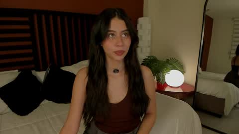 Snapshot of hannah_brady chatting on 21, 4, 2026 Hannah online show from 21, 4, 2026