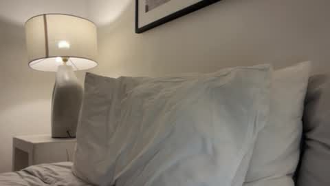 Im your naughty girl and porn star in bed Hannah online show from 27, 10, 2025