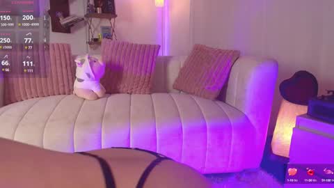 hannah_lovee online show from 16, 1, 2025
