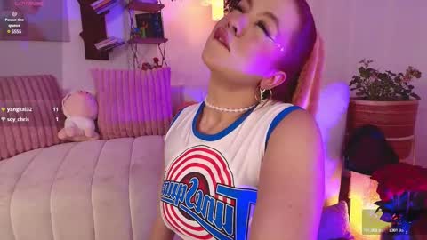 hannah_lovee online show from 19, 2, 2025