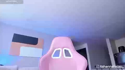 Snapshot of hannah_xoxo_ chatting on 12, 9, 2025 Hannah online show from 12, 9, 2025