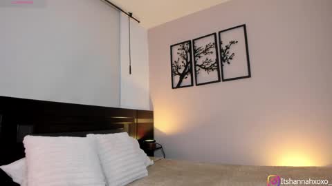 Snapshot of hannah_xoxo_ chatting on 3, 3, 2026 Hannah online show from 3, 3, 2026