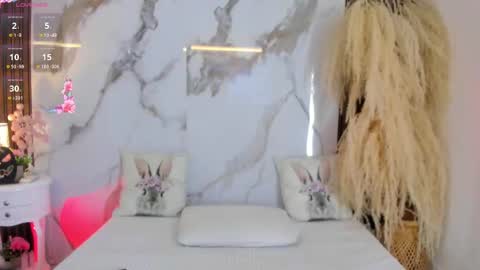 Snapshot of hannahill69 chatting on 15, 10, 2025 Hannahill69 online show from 15, 10, 2025