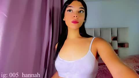 hannahsmit_ online show from 13, 9, 2025