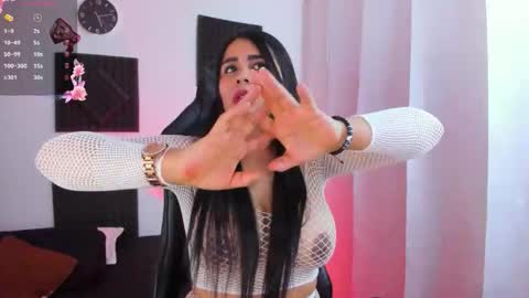 Hanna  online show from 28, 10, 2025