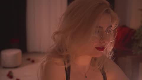 Snapshot of hannasthesia chatting on 16, 2, 2025 Hanna online show from 16, 2, 2025