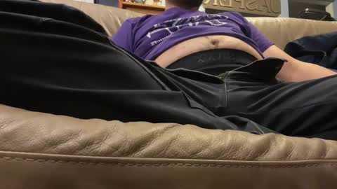 hansomeman2015 online show from 5, 11, 2025