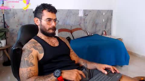 Snapshot of hanz_col chatting on 22, 12, 2025 hanz_col online show from 22, 12, 2025