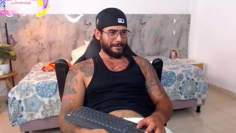 Snapshot of hanz_col chatting on 14, 1, 2026 hanz_col online show from 14, 1, 2026