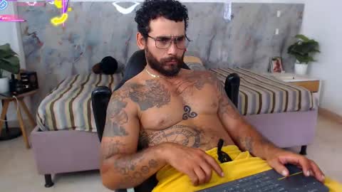 Snapshot of hanz_col chatting on 24, 4, 2026 hanz_col online show from 24, 4, 2026