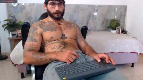 Snapshot of hanz_col chatting on 9, 6, 2026 hanz_col online show from 9, 6, 2026