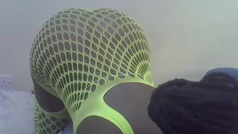 Snapshot of happy_darling chatting on 7, 10, 2025 happy online show from 7, 10, 2025