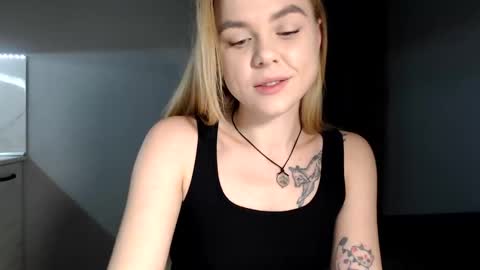 Snapshot of happy_fox_ chatting on 14, 1, 2025 happy_fox_ online show from 14, 1, 2025