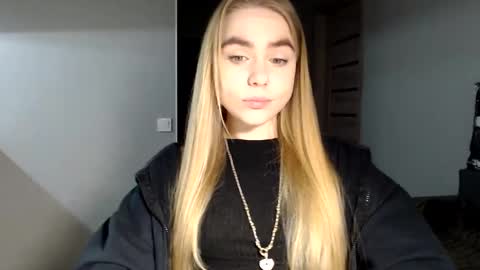 Snapshot of happy_fox_ chatting on 6, 2, 2025 happy_fox_ online show from 6, 2, 2025