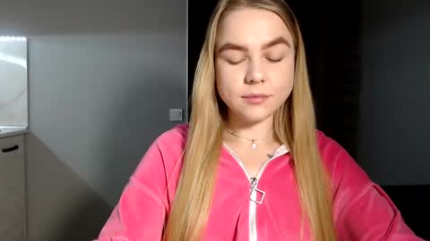 Snapshot of happy_fox_ chatting on 13, 2, 2025 happy_fox_ online show from 13, 2, 2025