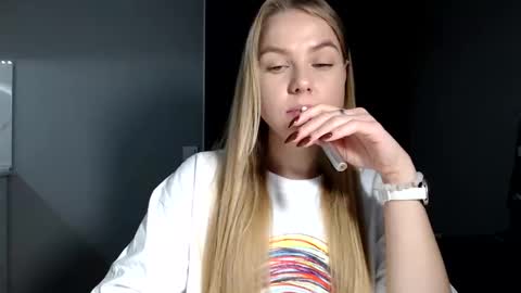 Snapshot of happy_fox_ chatting on 15, 10, 2025 happy_fox_ online show from 15, 10, 2025