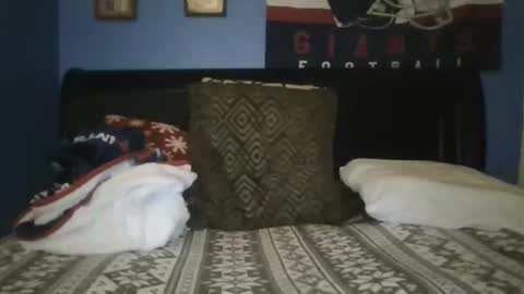 Snapshot of happyhappy4 chatting on 13, 4, 2026 happyhappy4 online show from 13, 4, 2026