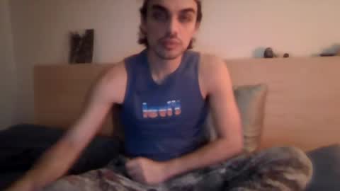 Snapshot of happyman237 chatting on 20, 7, 2026 happyman237 online show from 20, 7, 2026