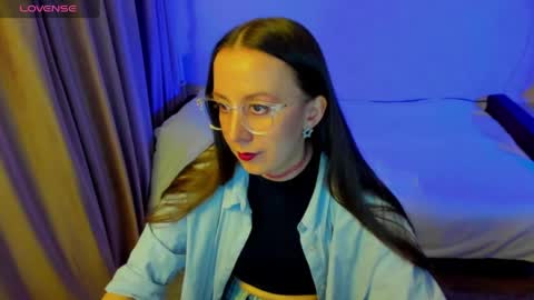 Stephanie online show from 16, 4, 2026