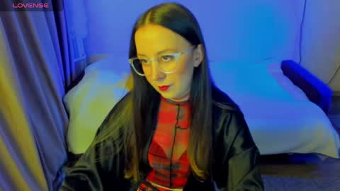 Stephanie online show from 27, 5, 2026