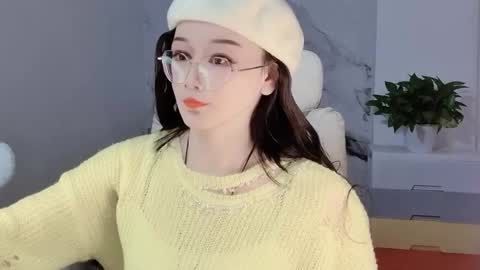 Snapshot of happysweetie168 chatting on 6, 12, 2024 Daisy online show from 6, 12, 2024