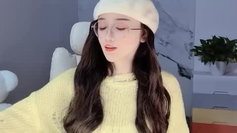 Snapshot of happysweetie168 chatting on 6, 12, 2024 Daisy online show from 6, 12, 2024