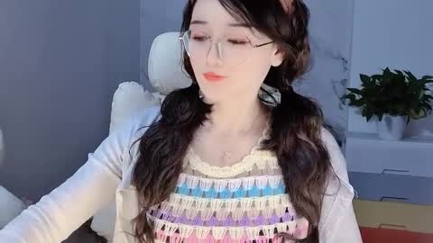 Snapshot of happysweetie168 chatting on 12, 12, 2024 Daisy online show from 12, 12, 2024