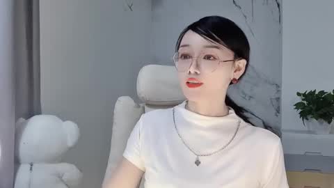 Snapshot of happysweetie168 chatting on 10, 3, 2025 Daisy online show from 10, 3, 2025