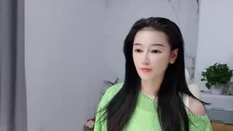 Snapshot of happysweetie168 chatting on 16, 12, 2025 Daisy online show from 16, 12, 2025