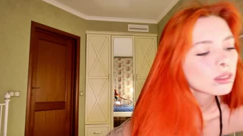 Snapshot of hard_candy_gang chatting on 5, 6, 2026 Molly and BaldMan online show from 5, 6, 2026