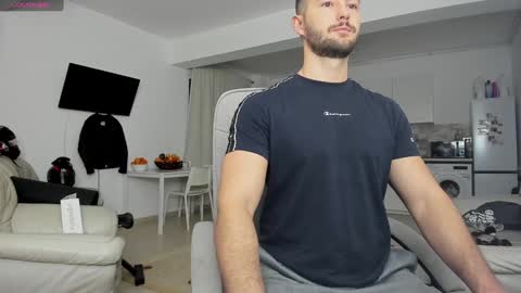 Snapshot of hard_chriss chatting on 4, 12, 2024 Hard Cock online show from 4, 12, 2024