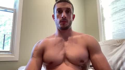 Snapshot of hard_runner_ chatting on 6, 10, 2025 hard_runner_ online show from 6, 10, 2025