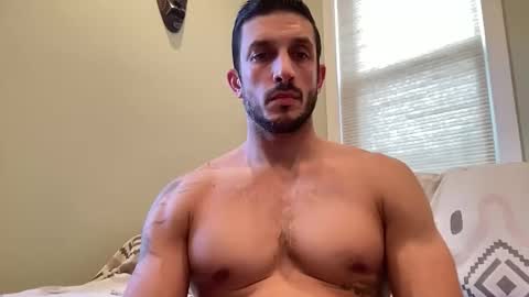 Snapshot of hard_runner_ chatting on 6, 11, 2025 hard_runner_ online show from 6, 11, 2025