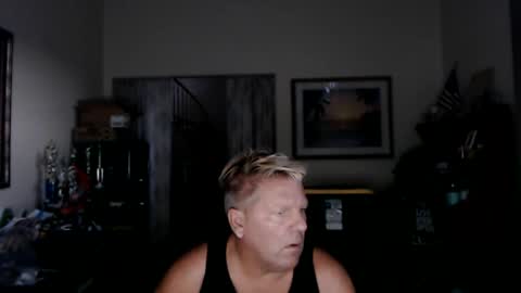 Snapshot of hardblondcouplehawaii chatting on 28, 9, 2025 Steele and Cassie online show from 28, 9, 2025
