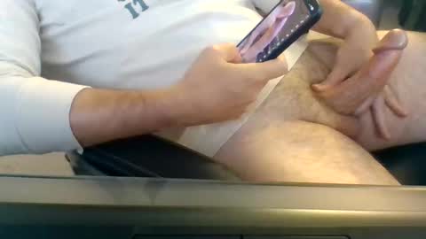 Snapshot of hardcock2889 chatting on 7, 4, 2026 Makeithappen9086 online show from 7, 4, 2026