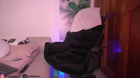 Snapshot of hardcoretatto chatting on 10, 9, 2025 hardcoretatto online show from 10, 9, 2025