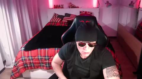Snapshot of hardmattsteel chatting on 20, 1, 2025 MATTSTEEL - ITALIAN STALLION online show from 20, 1, 2025