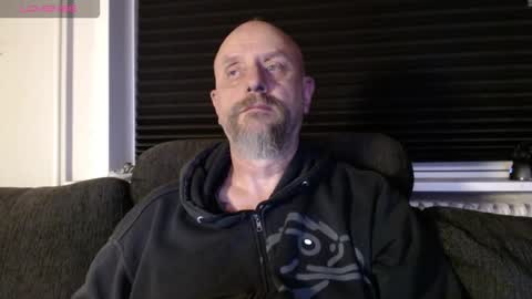 Snapshot of hardmrlazy chatting on 26, 10, 2025 MrLazy online show from 26, 10, 2025