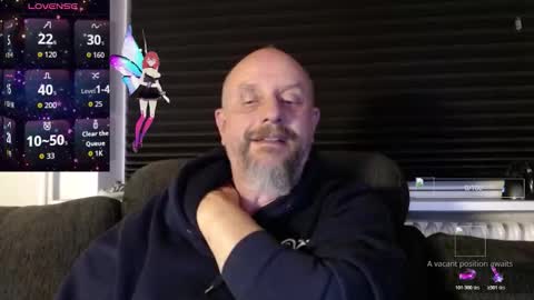 Snapshot of hardmrlazy chatting on 4, 11, 2025 MrLazy online show from 4, 11, 2025